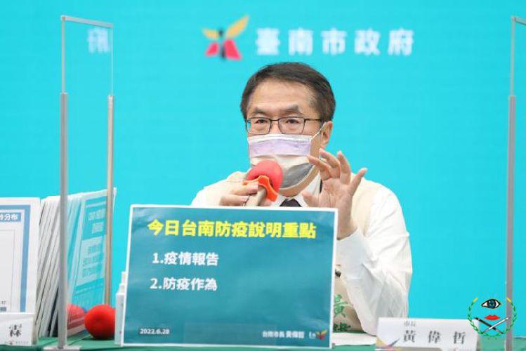 台南新增4,145名確診 抽獎活動帶動長者追加劑打氣、7醫院提...