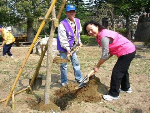 台南市中西區植樹節活動，攜手減碳綠意南門公園...